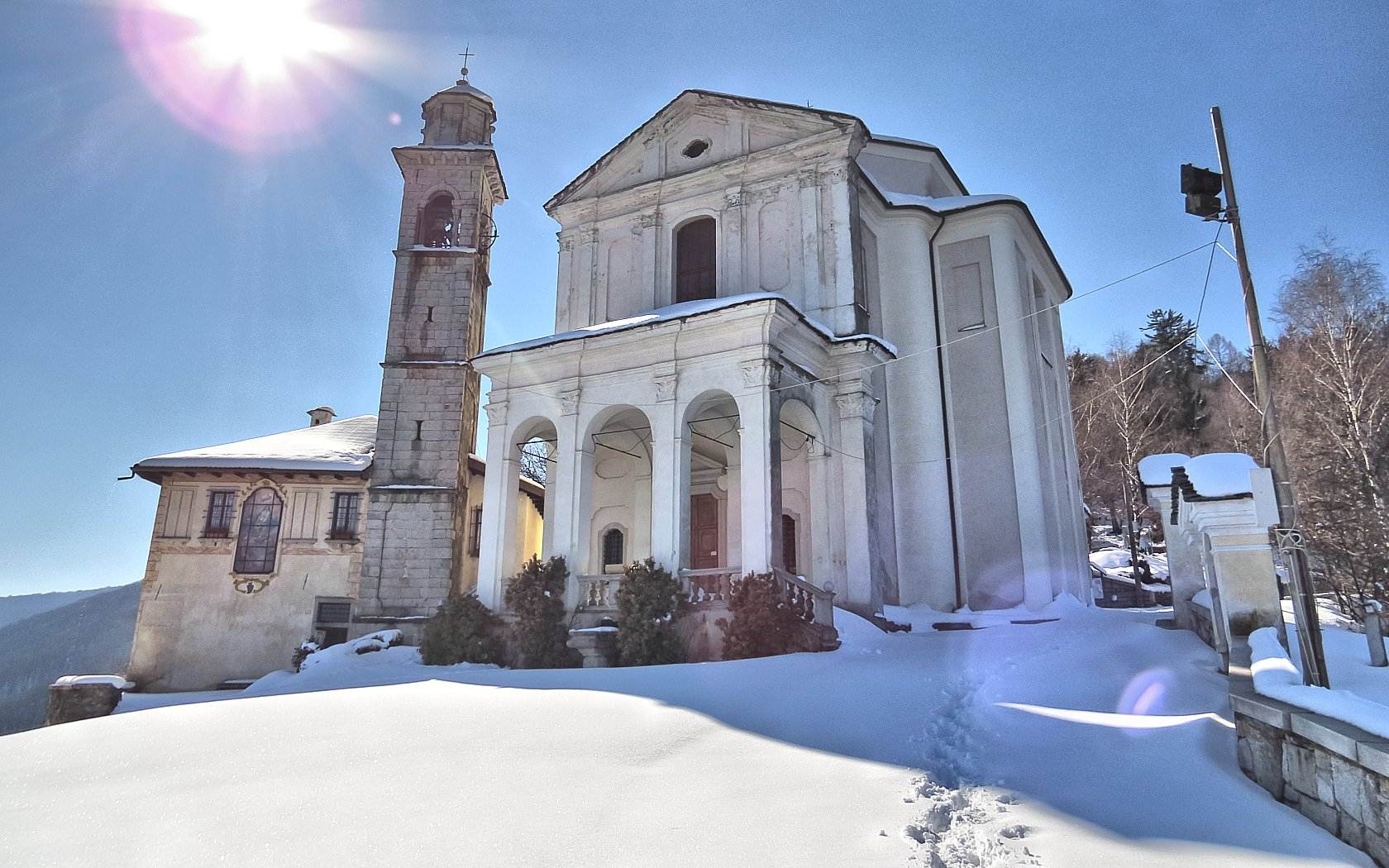 Il Santuario della Madonna del Sasso